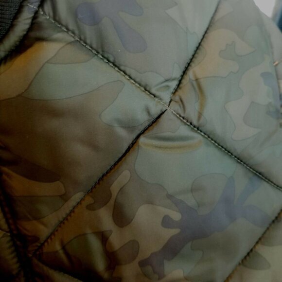 ⭐Men's QUILTED Jacket Sz S Free Assembly Camo Green Full Zip Snap 2 Pockets New⭐ - Picture 6 of 8